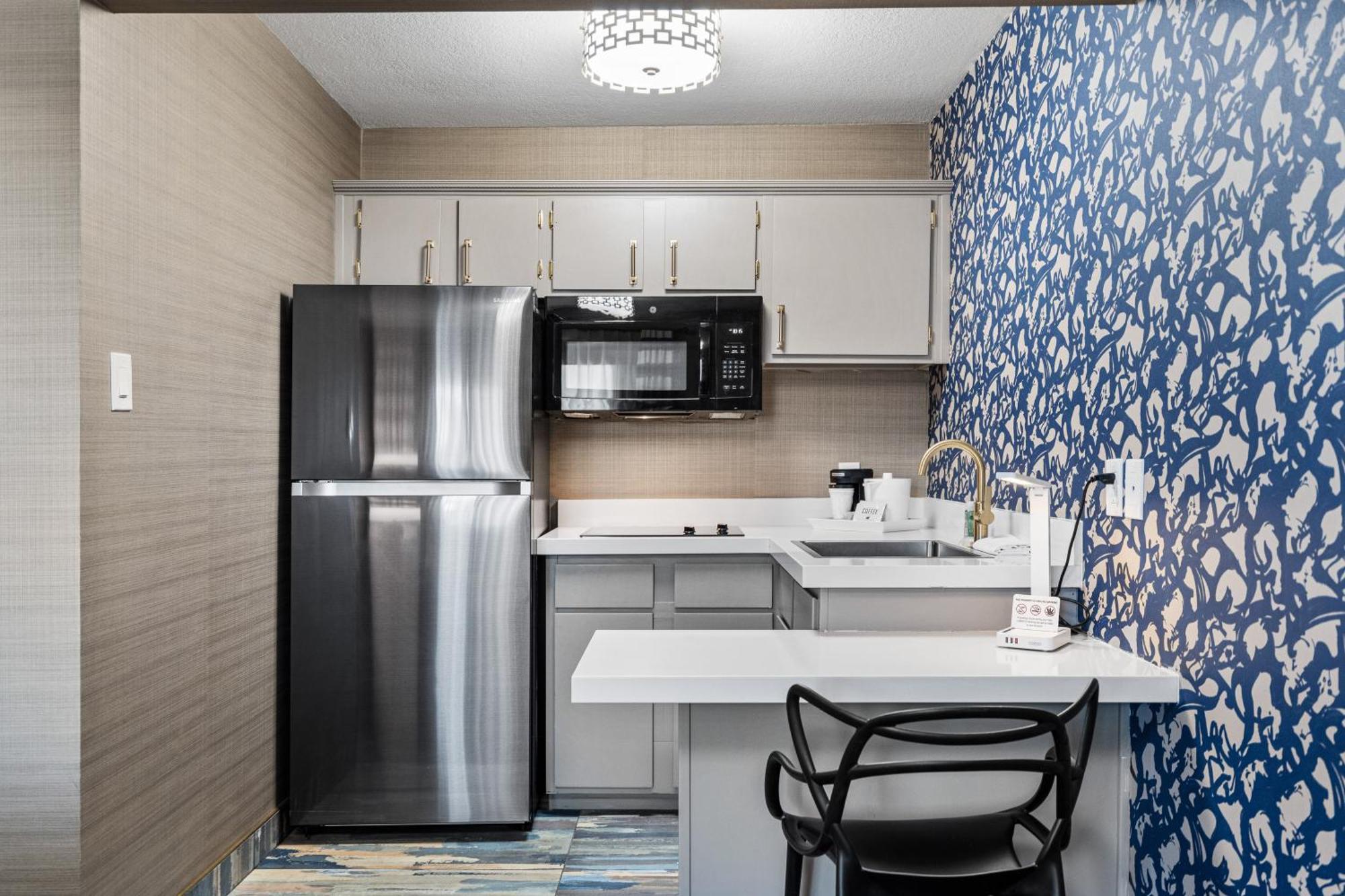 Отель 3 Palms Tucson North Foothills Экстерьер фото
